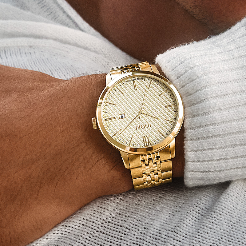 Goldene Herrenuhr von JOOP!
